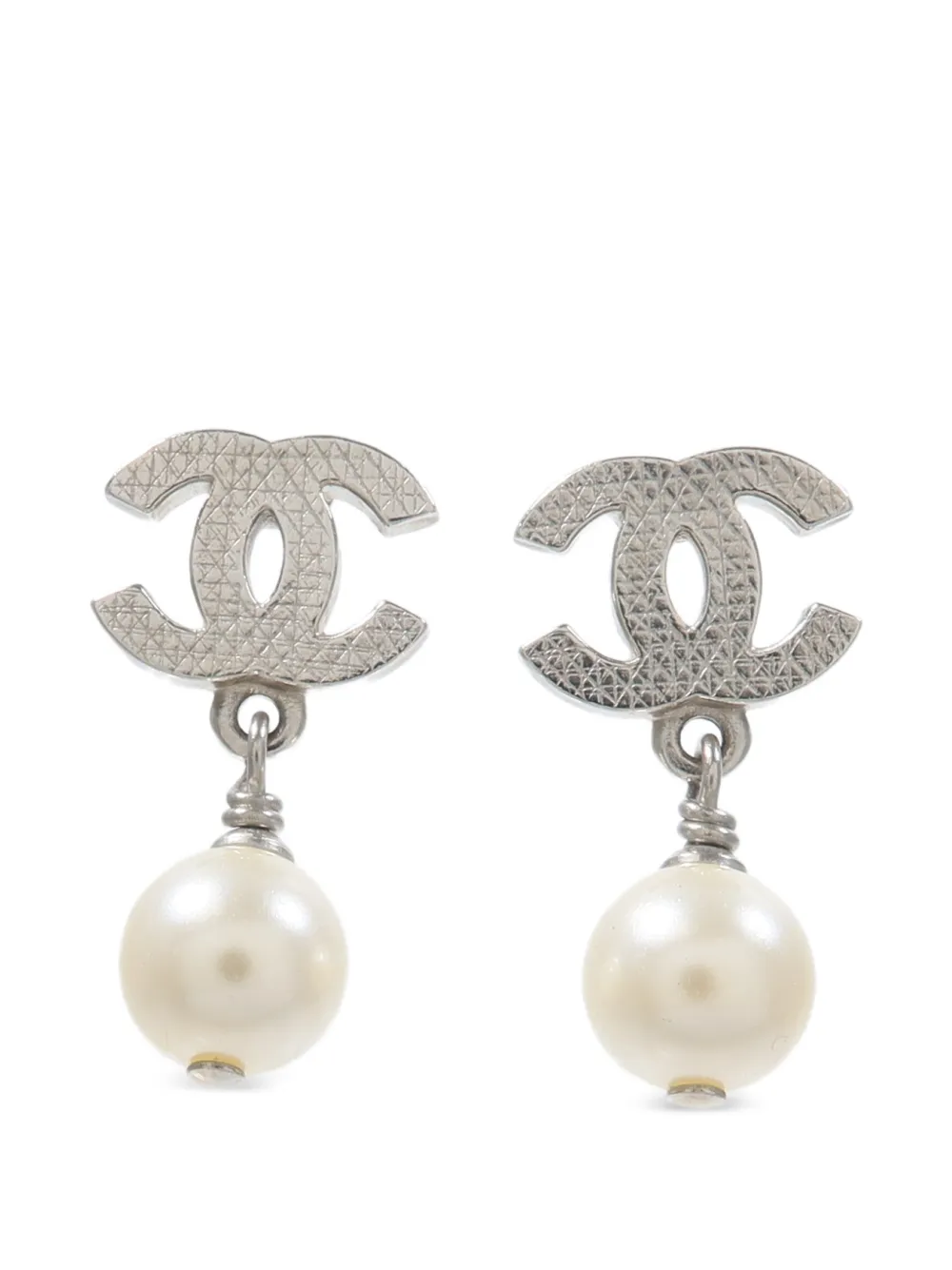 CHANEL Pre-Owned CC Hängeohrringe mit Kunstperle - Silber