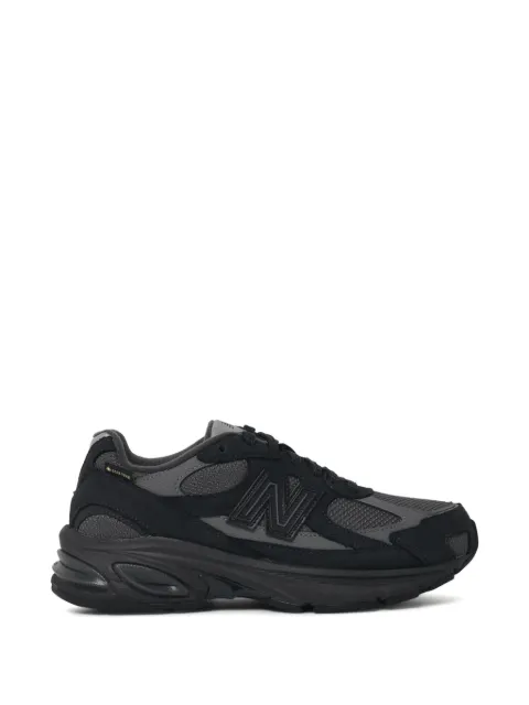 New Balance panelled Gore-Tex sneakers