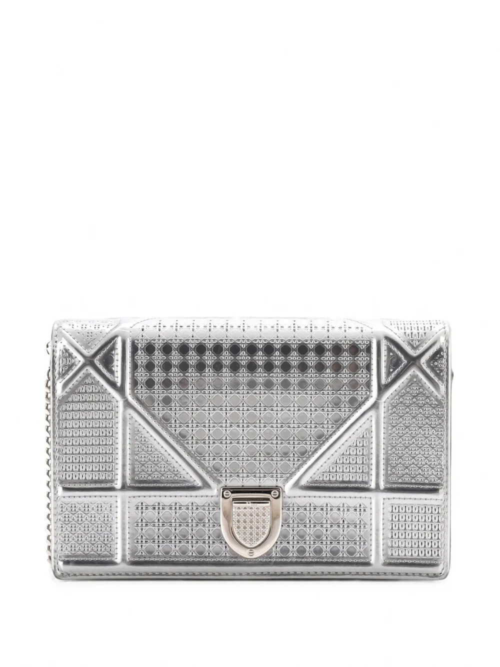 Christian Dior Pre-Owned pochette Diorama Wallet on Chain Cannage Embossed Calfskin - Argent Christian Dior Pre-Owned pochette Diorama Wallet on Chain Cannage Embossed Calfskin - Argent