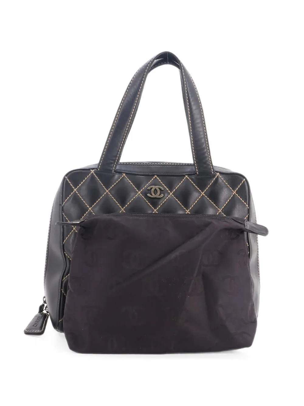 CHANEL Pre-Owned Surpique Zip Around Quilted Leather Large satchel - Nero