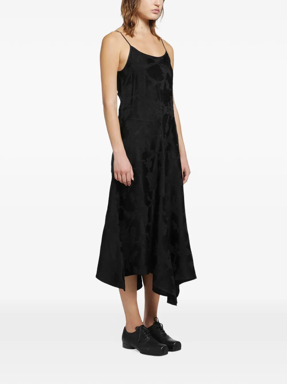 Uma Wang Acrry jacquard asymmetric-hem dress Zwart