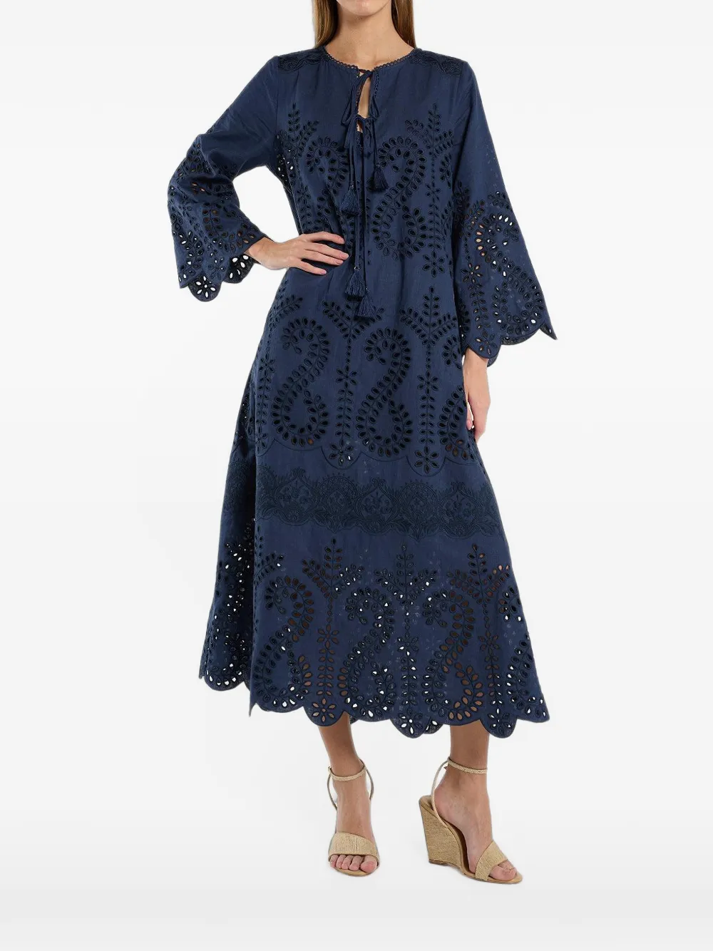 Christy Lynn Norah midi-jurk met borduurwerk Blauw