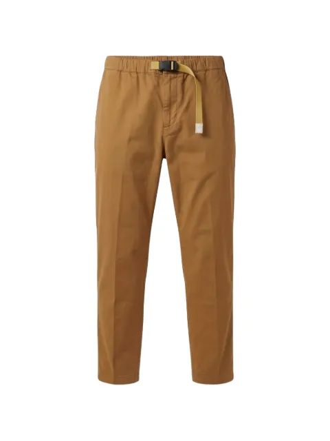 White Sand buckle-fastening belt trousers