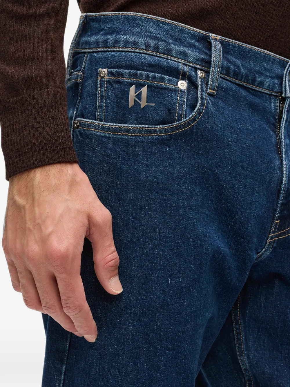 Karl Lagerfeld slim-tapered logo-plaque jeans Blauw