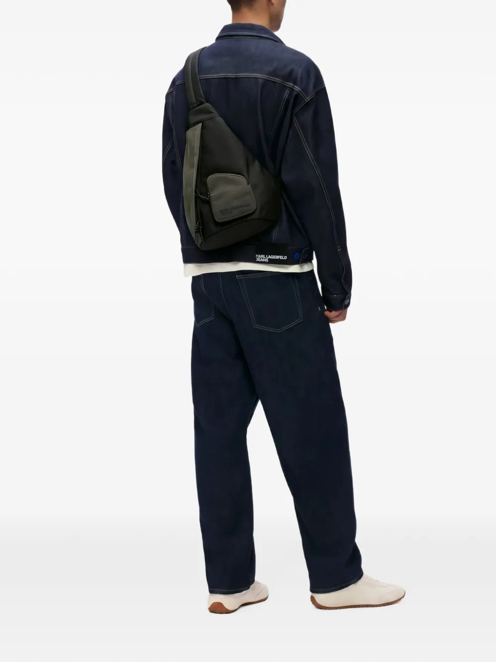 Karl Lagerfeld Jeans logo-patch messenger bag Zwart