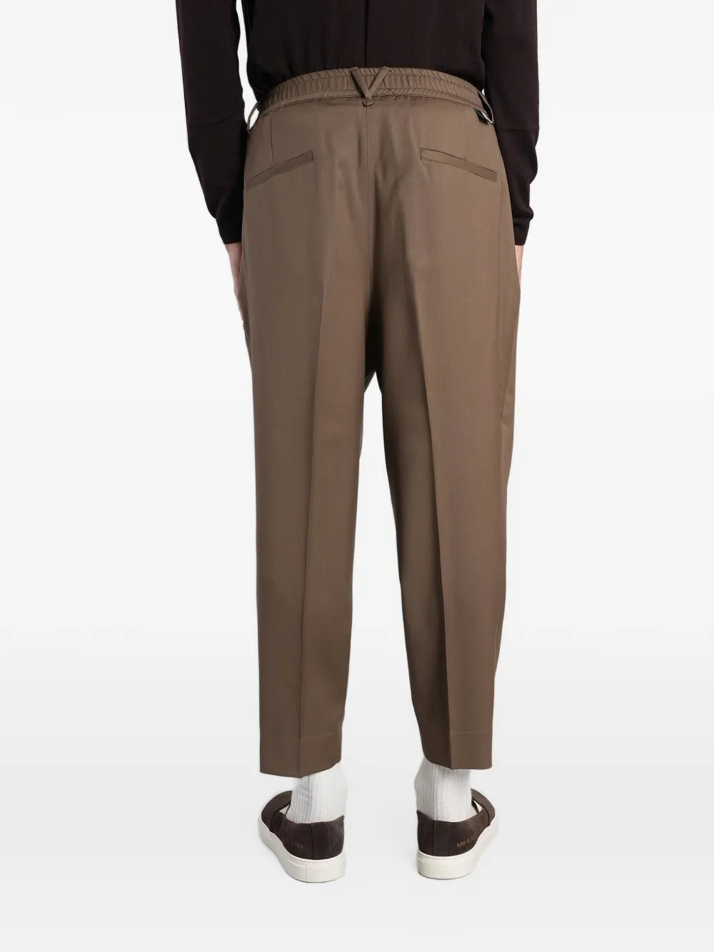 Low Brand Zen pleated tapered trousers Bruin
