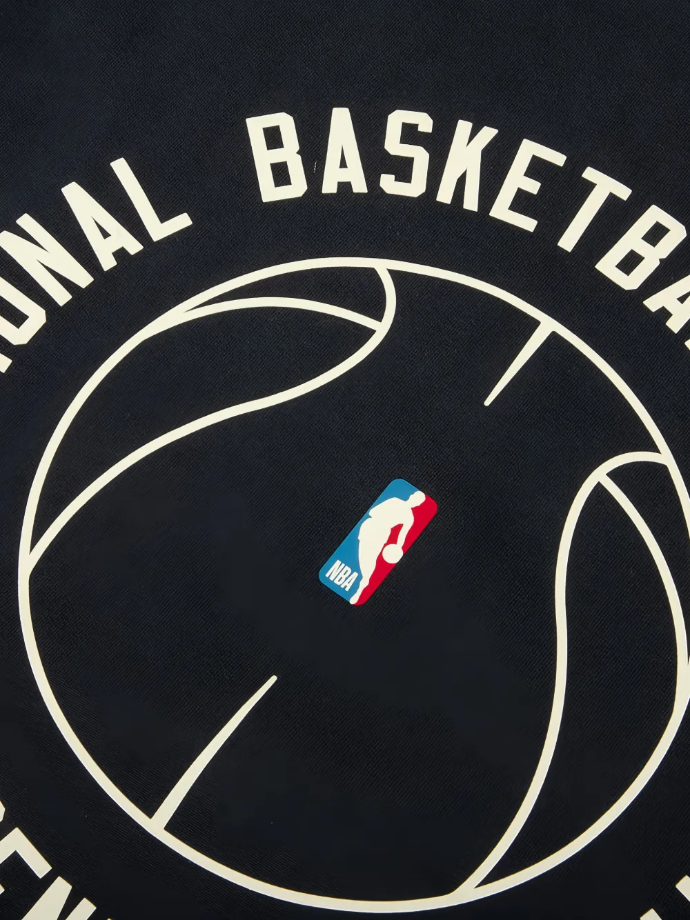 FEAR OF GOD ESSENTIALS NBA x Barkley Hendricks trui Zwart