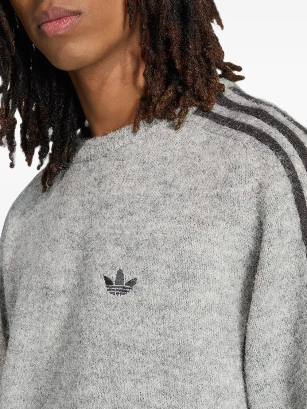 adidas 3 Stripes fluffy-knit crew jumper Grijs