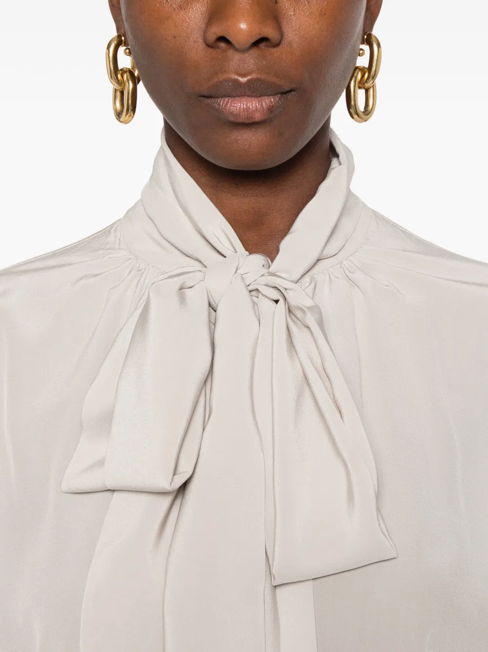 Barba pussy-bow silk blouse Beige