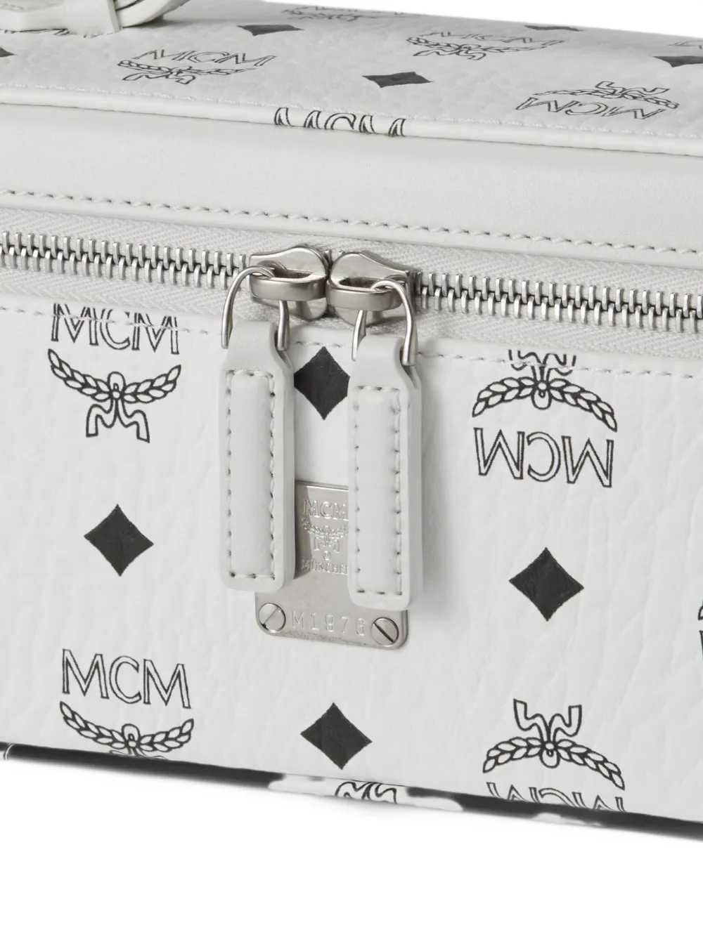 MCM mini Rockstar Visetos vanity case Wit