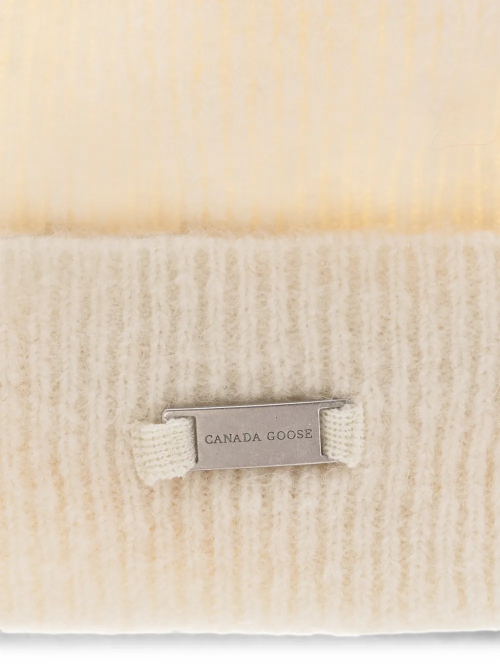 Canada Goose Ribgebreide muts met logo-patch Beige