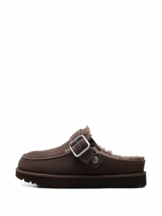 UGG