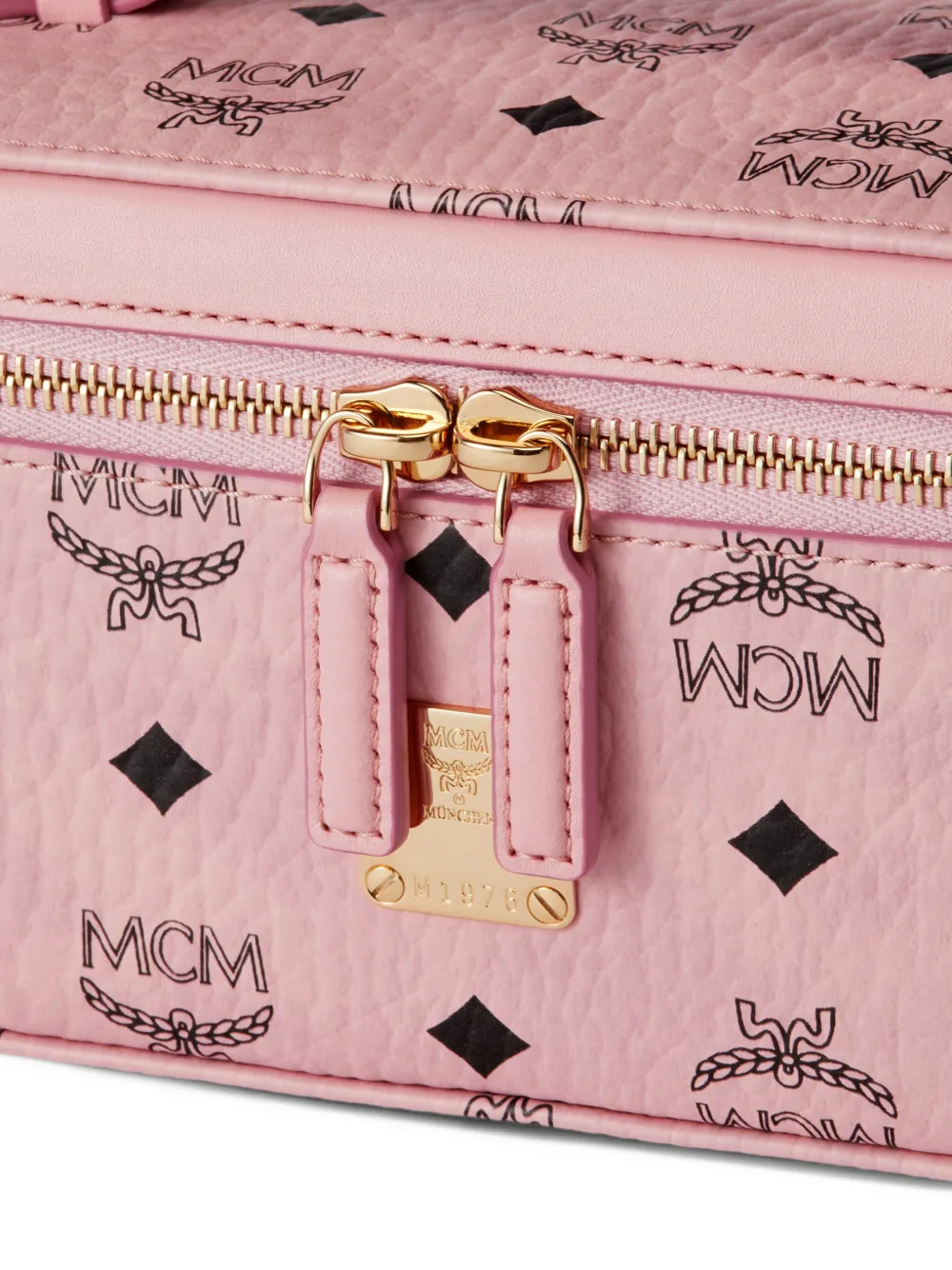 MCM Aren Visetos vanity case Roze