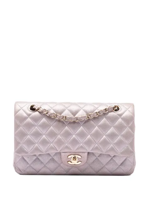 CHANEL Pre-Owned شنطة كتف 'كلاسيك' متوسطة بقلاب مزدوج وألوان قوس القزح 2014