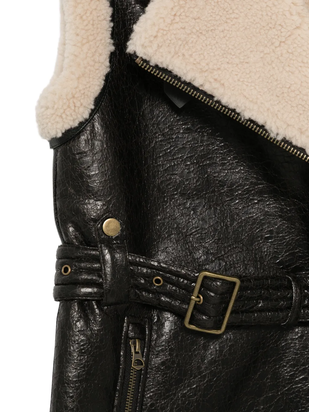 Urbancode Gilet van imitatielammy met ceintuur Zwart