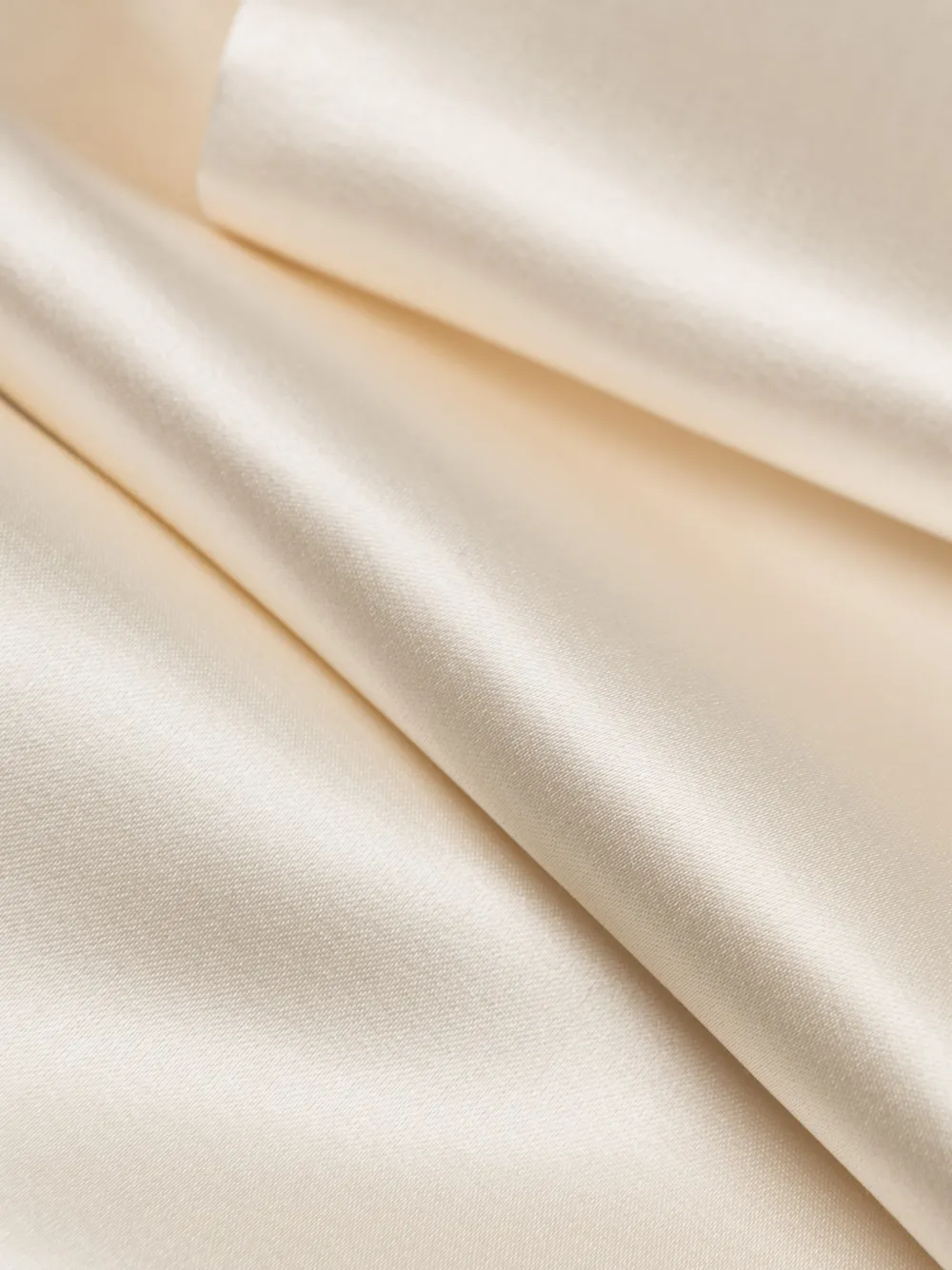 Elizabetta La Scala zijden sjaal met satijnen afwerking Beige