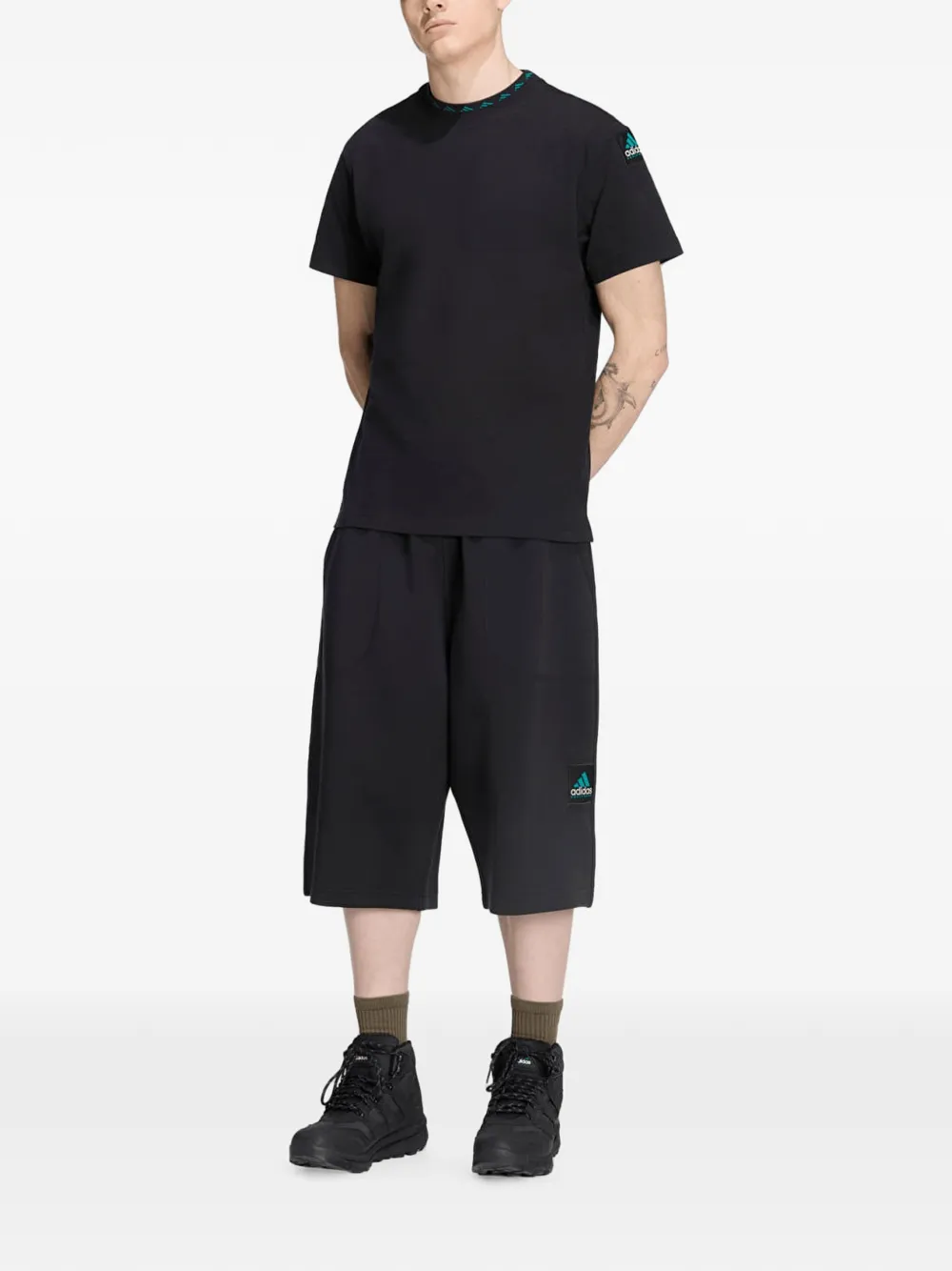 adidas Equipment logo-patch T-shirt Zwart