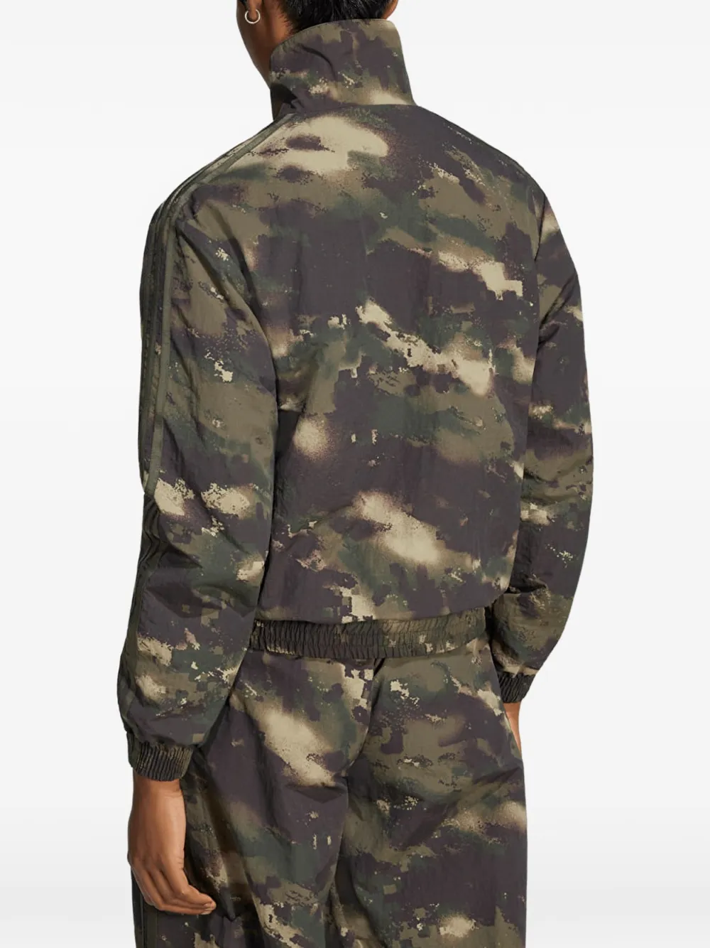 adidas camouflage-print track jacket Groen