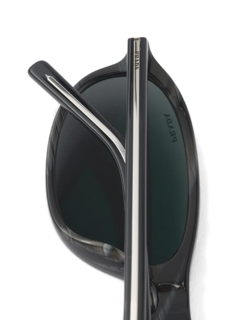 Prada Eyewear Zonnebril met iconisch metalen plakkaat Zwart