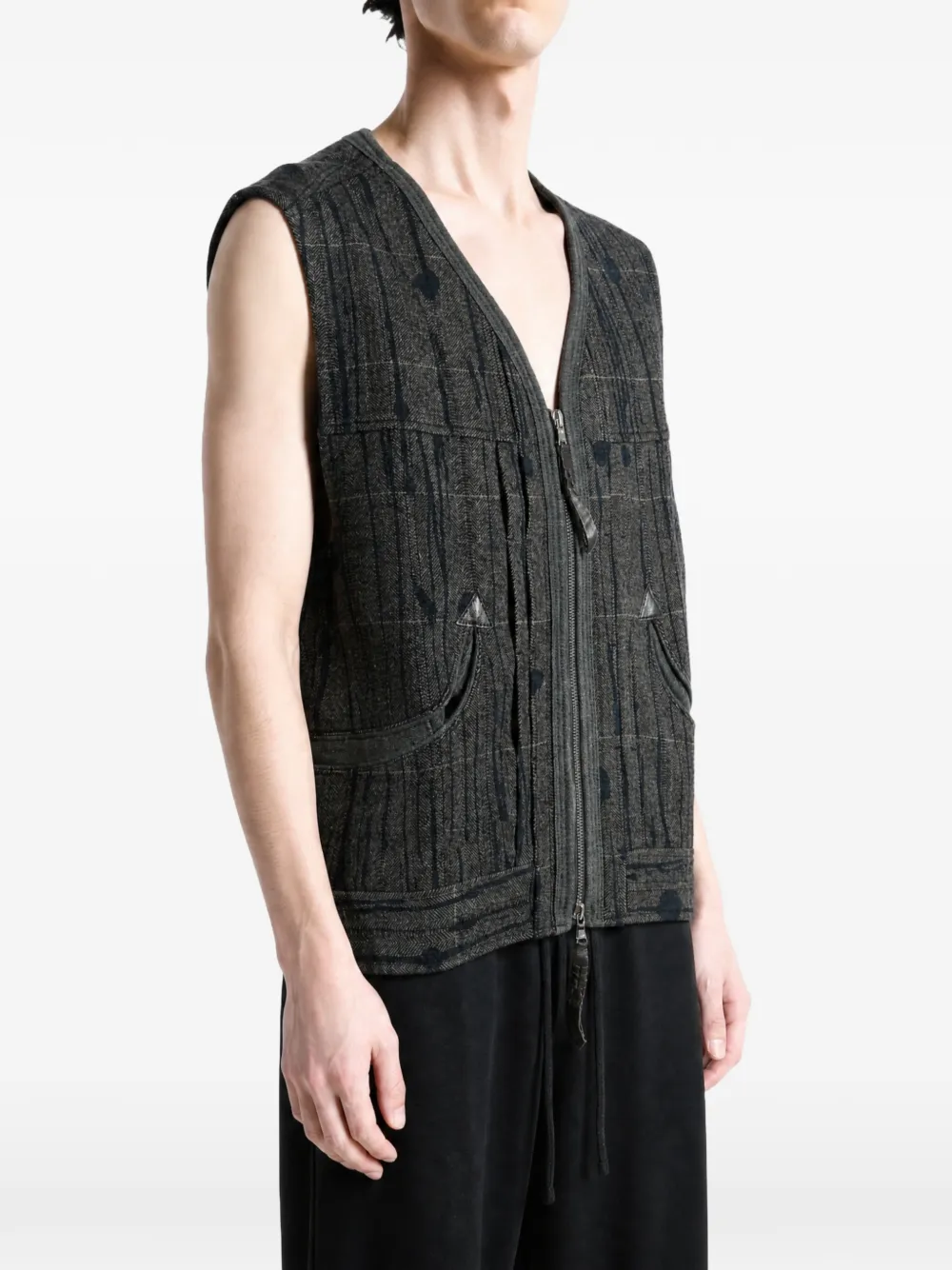 Ziggy Chen paint-splatter herringbone gilet Grijs