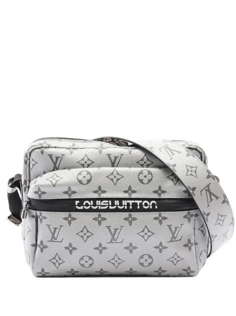 Louis Vuitton Pre-Owned 2017 Monogram Reflect Outdoor Messenger PM crossbody bag