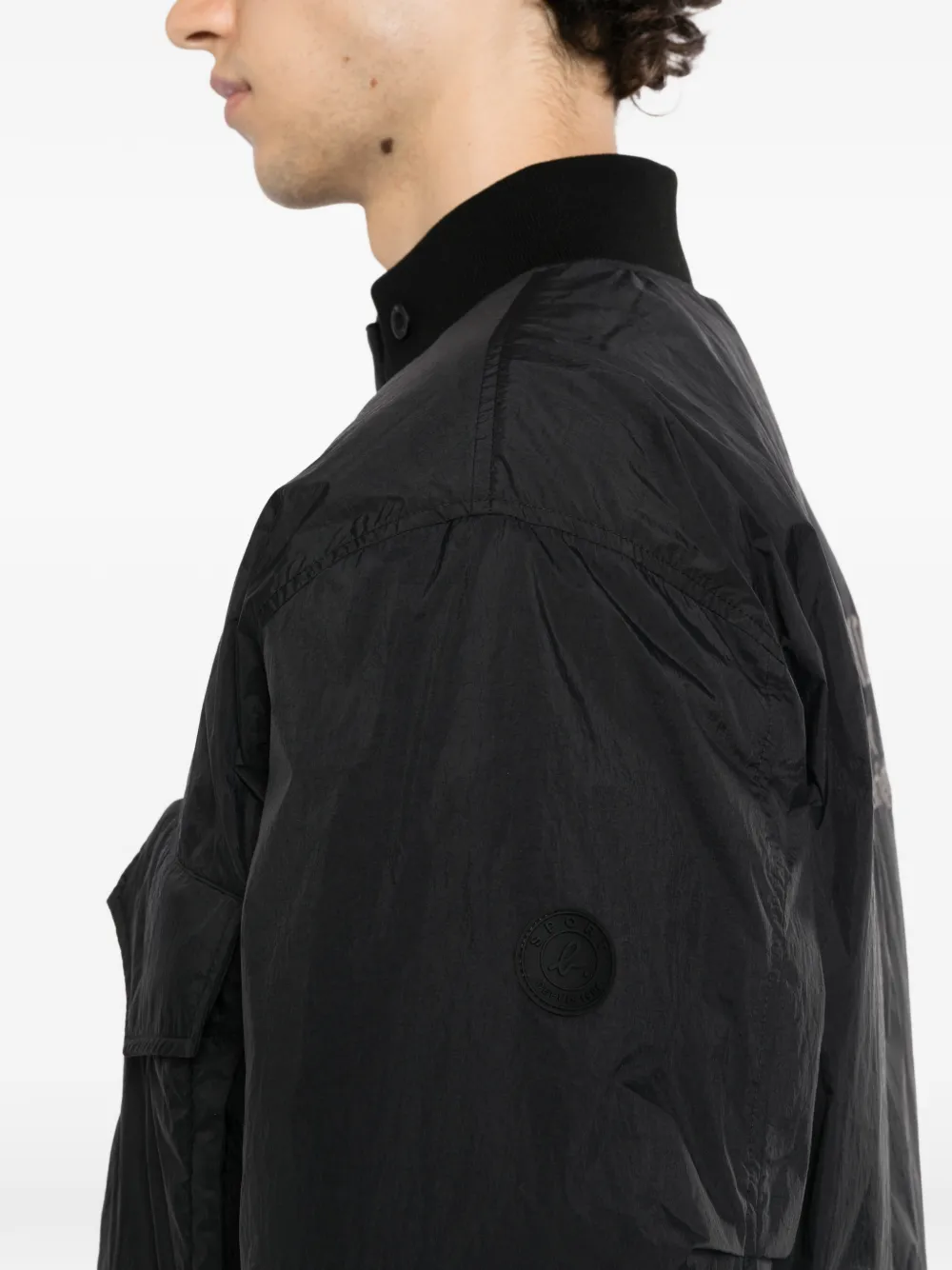 SPORT b. by agnès b. logo-patch bomber jacket Zwart