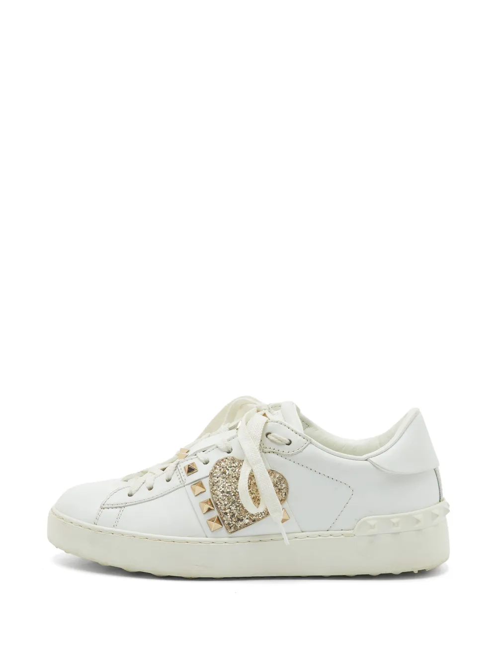 Valentino Garavani Pre-Owned Rockstud Sneakers mit Herzpatch - Weiß
