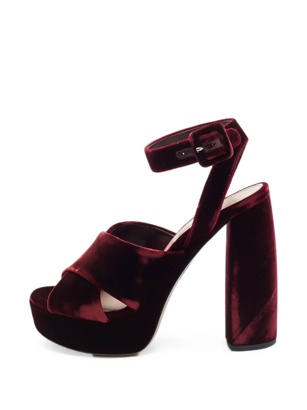 Miu Miu Pre-Owned sandales à brides croisées - Rouge Miu Miu Pre-Owned sandales à brides croisées - Rouge