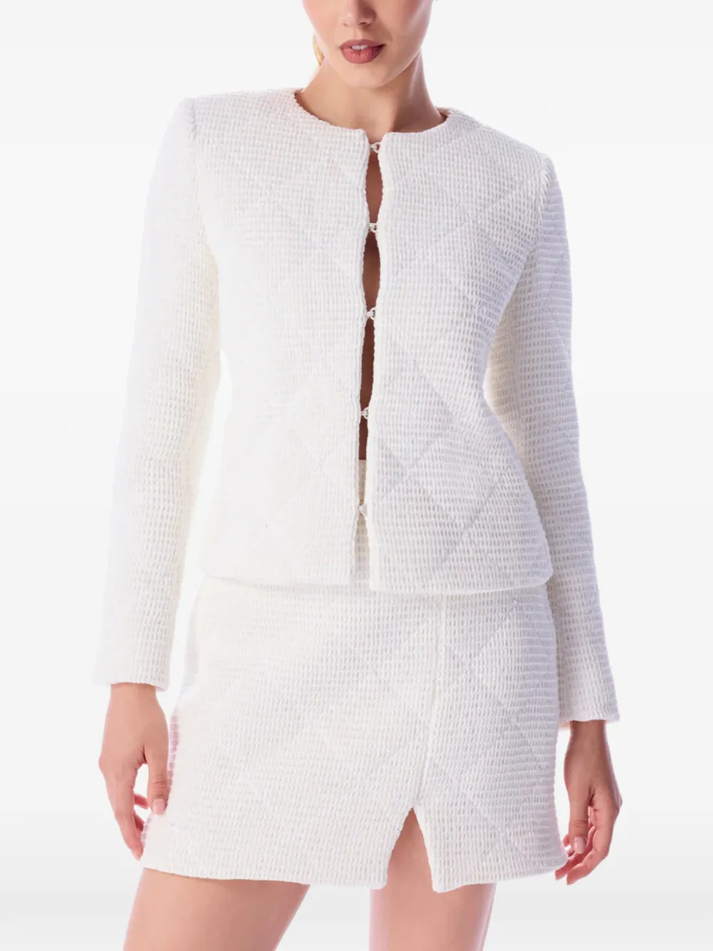 Imroska Quilted Textured Skirt Suit In White