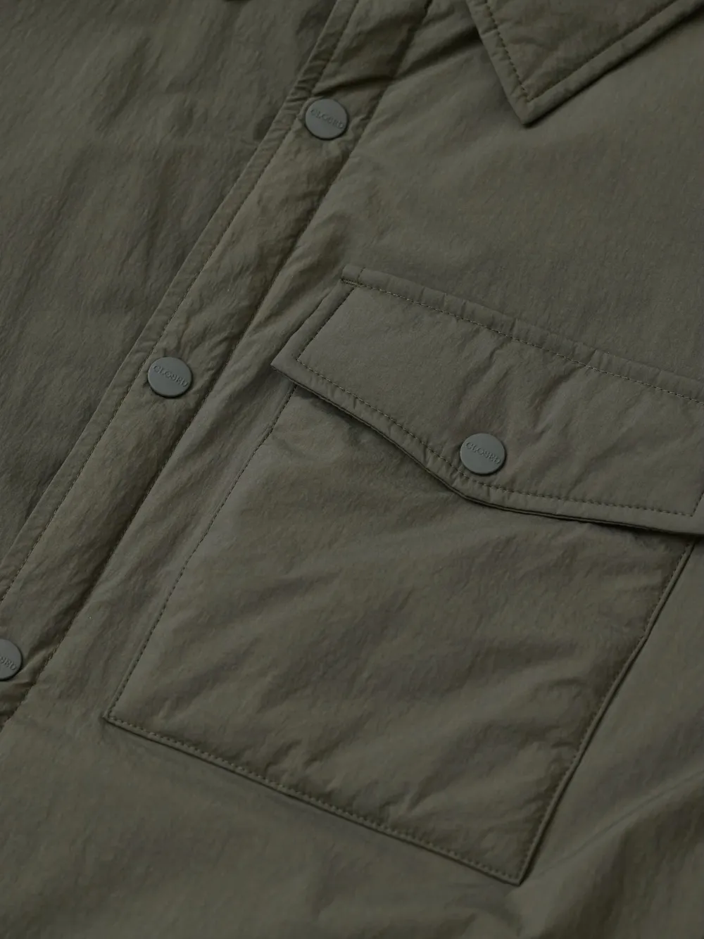 Closed chest-pocket padded jacket Groen