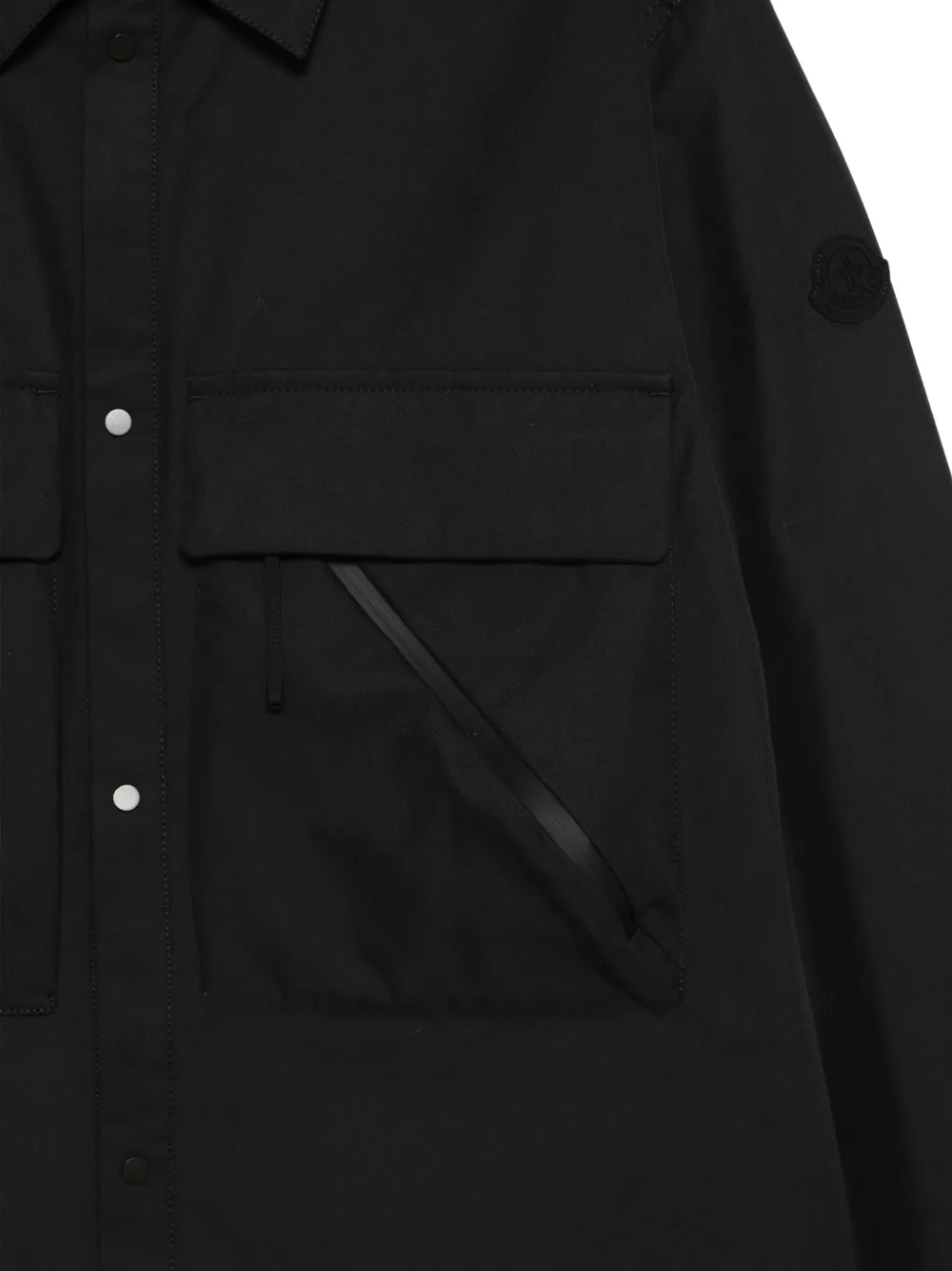 Moncler logo-patch utility shirt Zwart