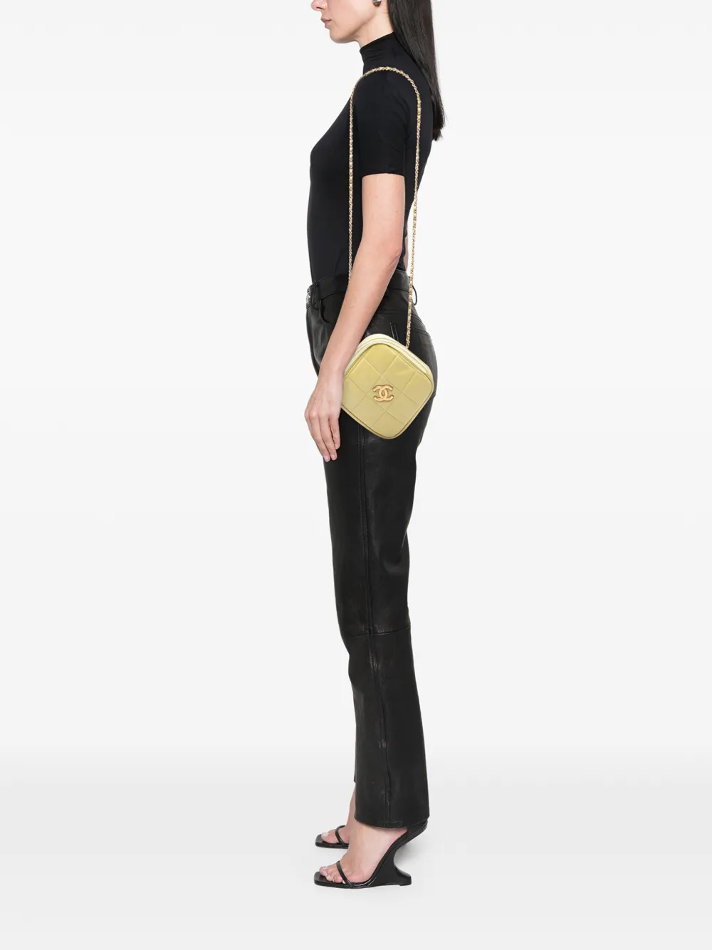 CHANEL Pre-Owned Clutch con tracolla CC in pelle di vitello trapuntata 2020 - Giallo