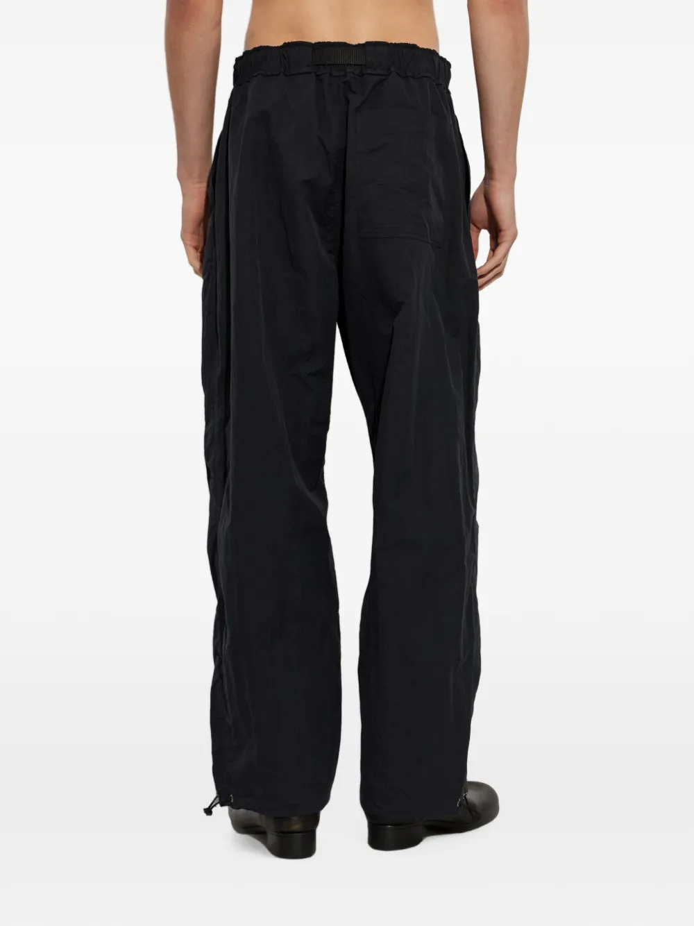 Studio Nicholson Caro broek met ceintuur Zwart