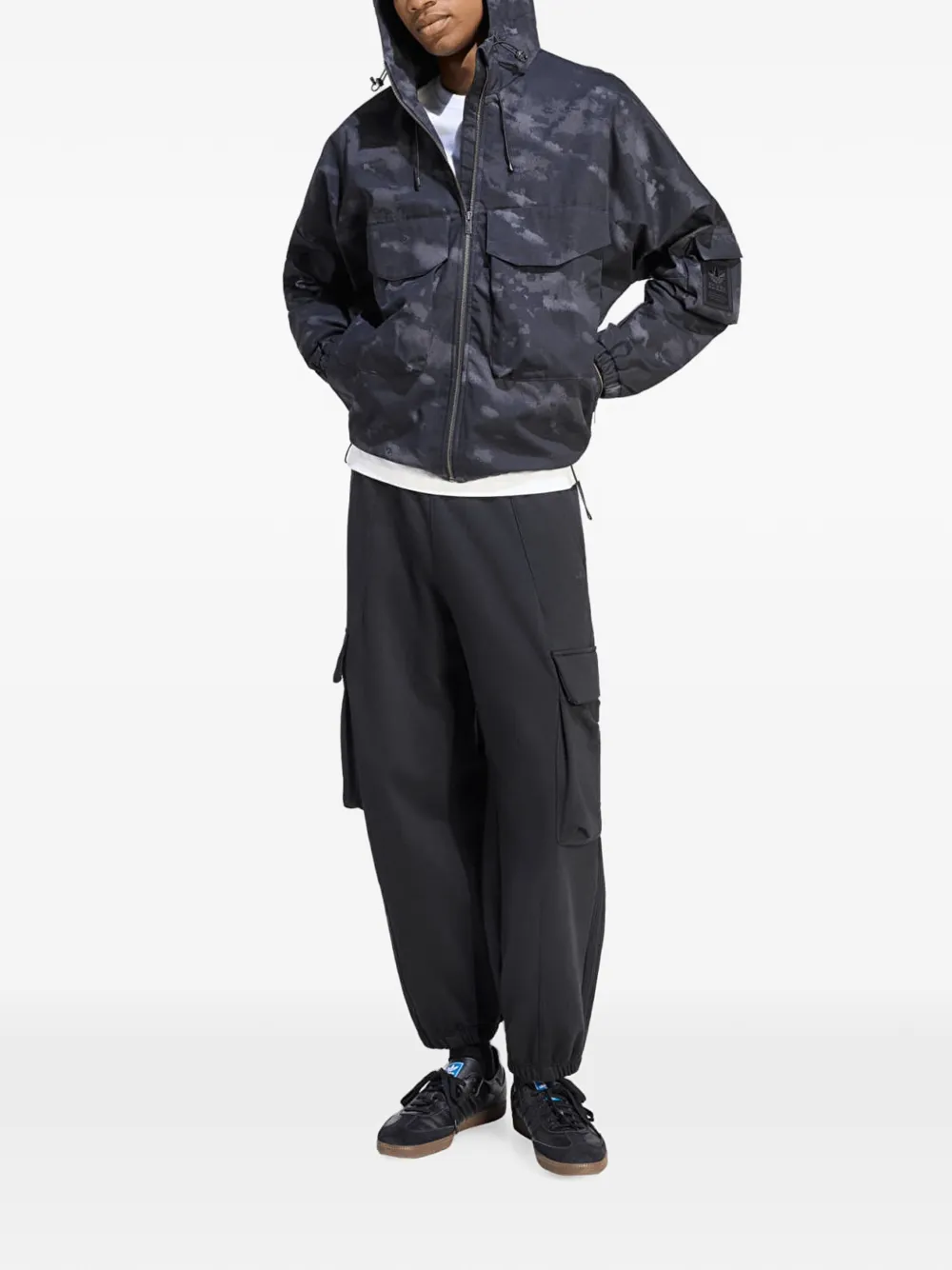 adidas Ripstop jack met camouflage-print Zwart