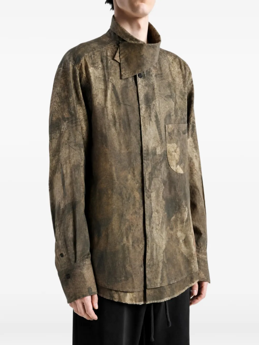 Ziggy Chen abstract-print layered-hem shirt Groen