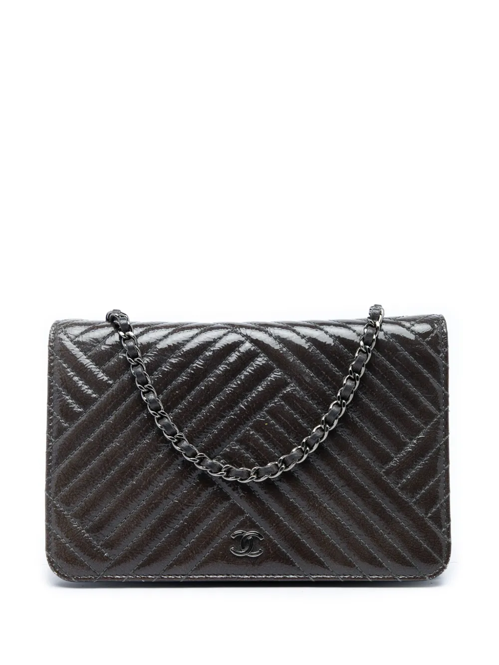 CHANEL Pre-Owned 2015-2016 CC Distressed Chevron Patent Crossing Wallet On Chain crossbody bag - Marrone
