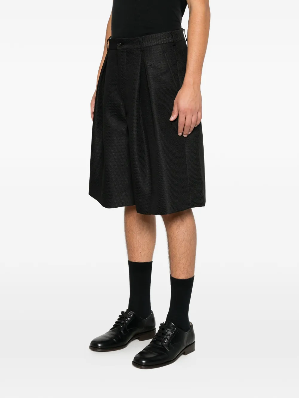 Comme des Garçons Homme Plus pleated textured shorts Zwart