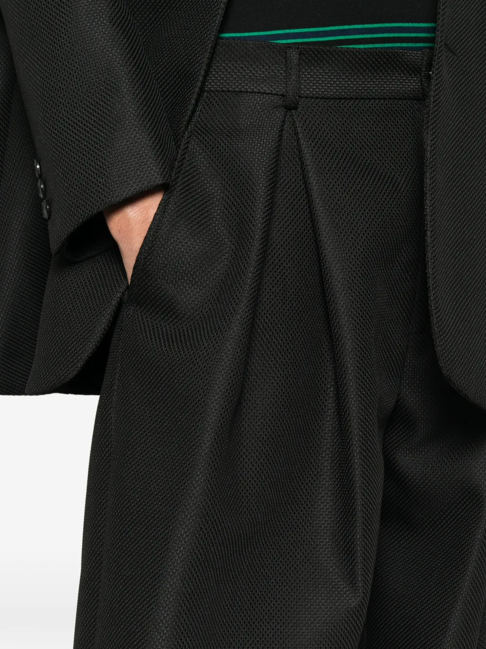 Comme des Garçons Homme Plus pleated textured shorts Zwart
