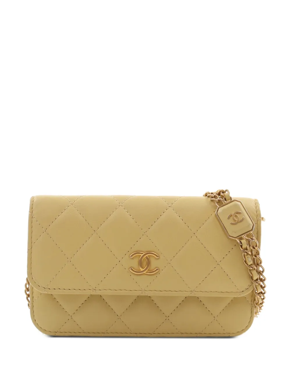 CHANEL Pre-Owned 2021-2026 CC Quilted Lambskin Clutch With Chain crossbody bag - Gelb