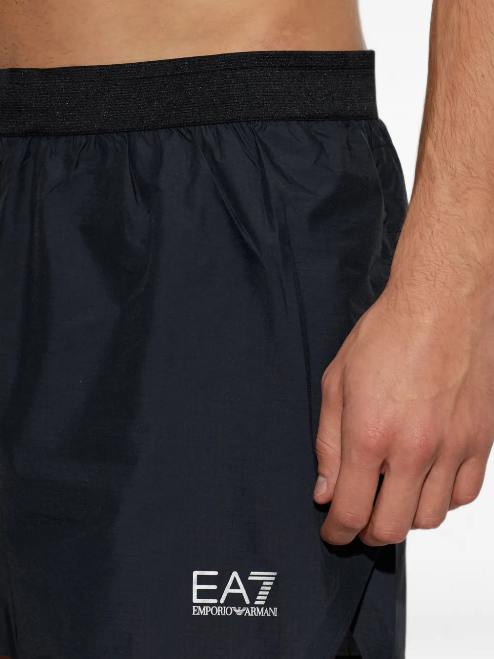 Ea7 Emporio Armani Trainingsshorts met logoprint Zwart