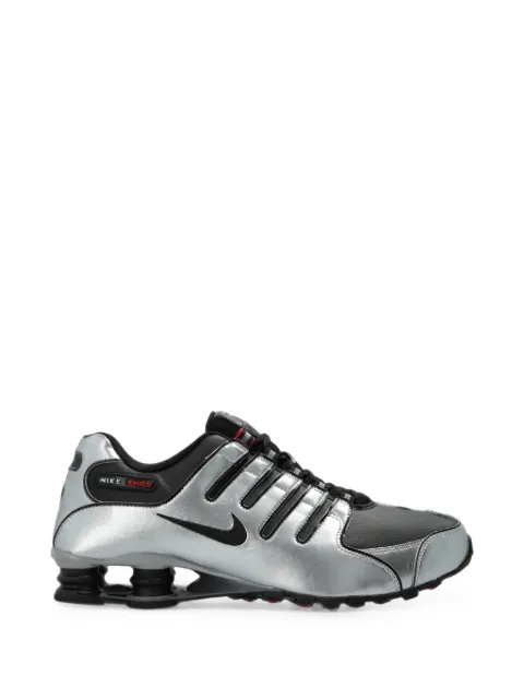 Nike 샥스 NZ 스니커즈