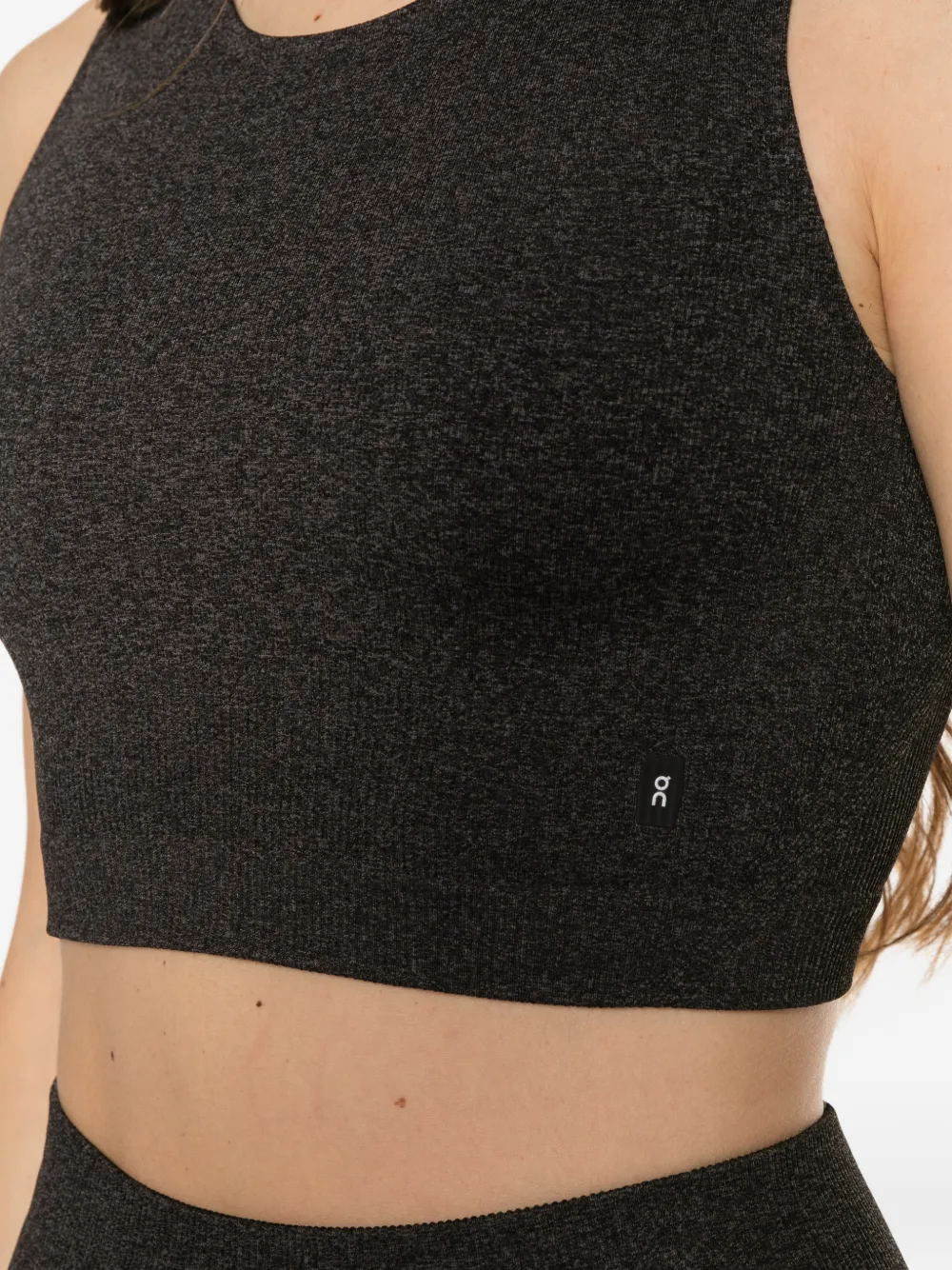 On Studio knit performance crop top Grijs