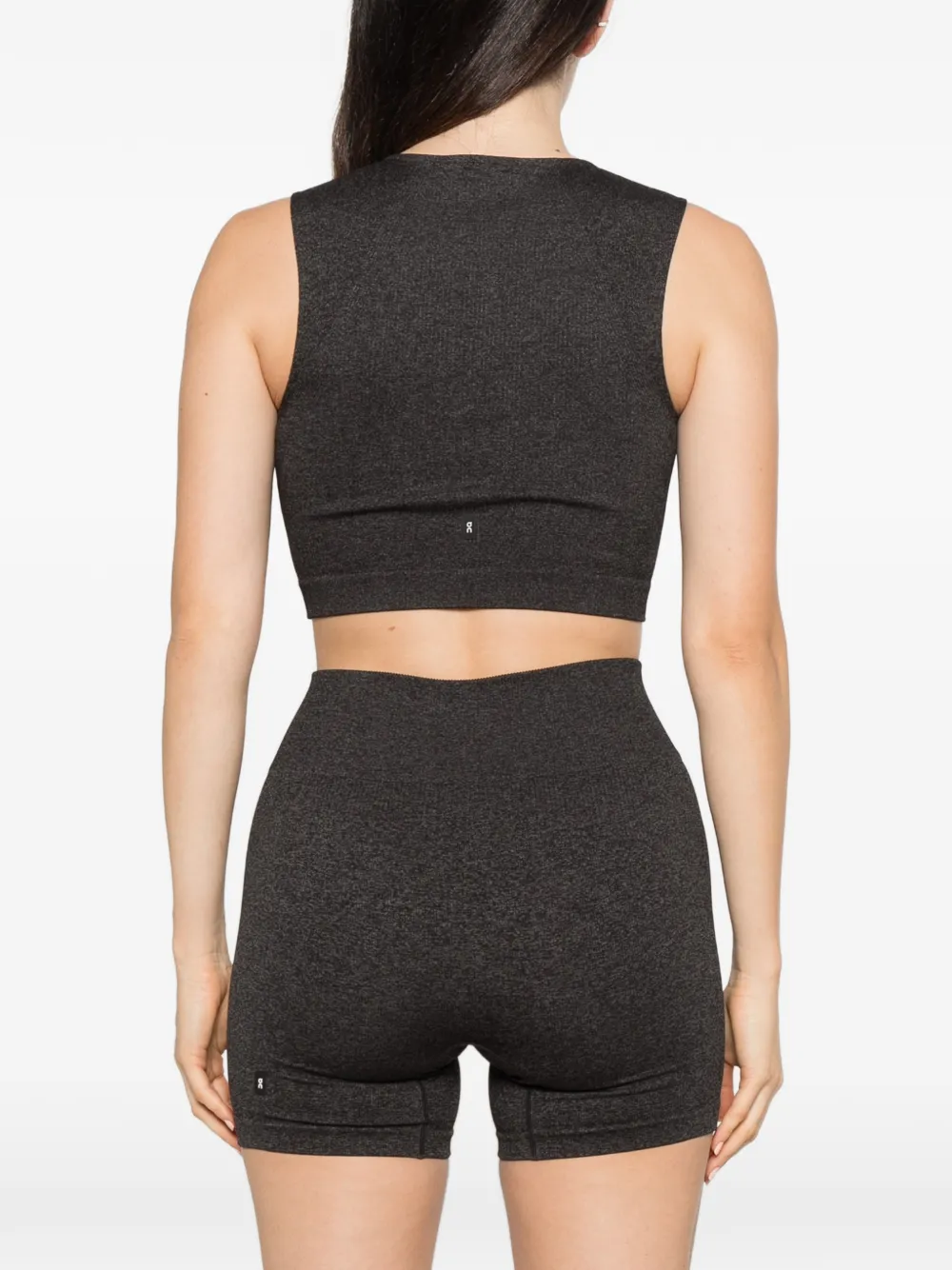 On Studio knit performance crop top Grijs