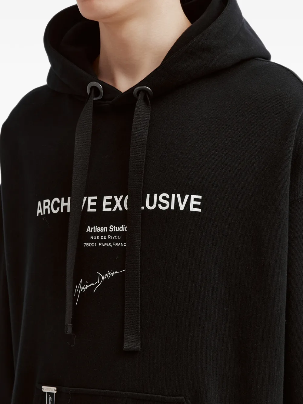 Musium Div. graphic-print logo hoodie Zwart