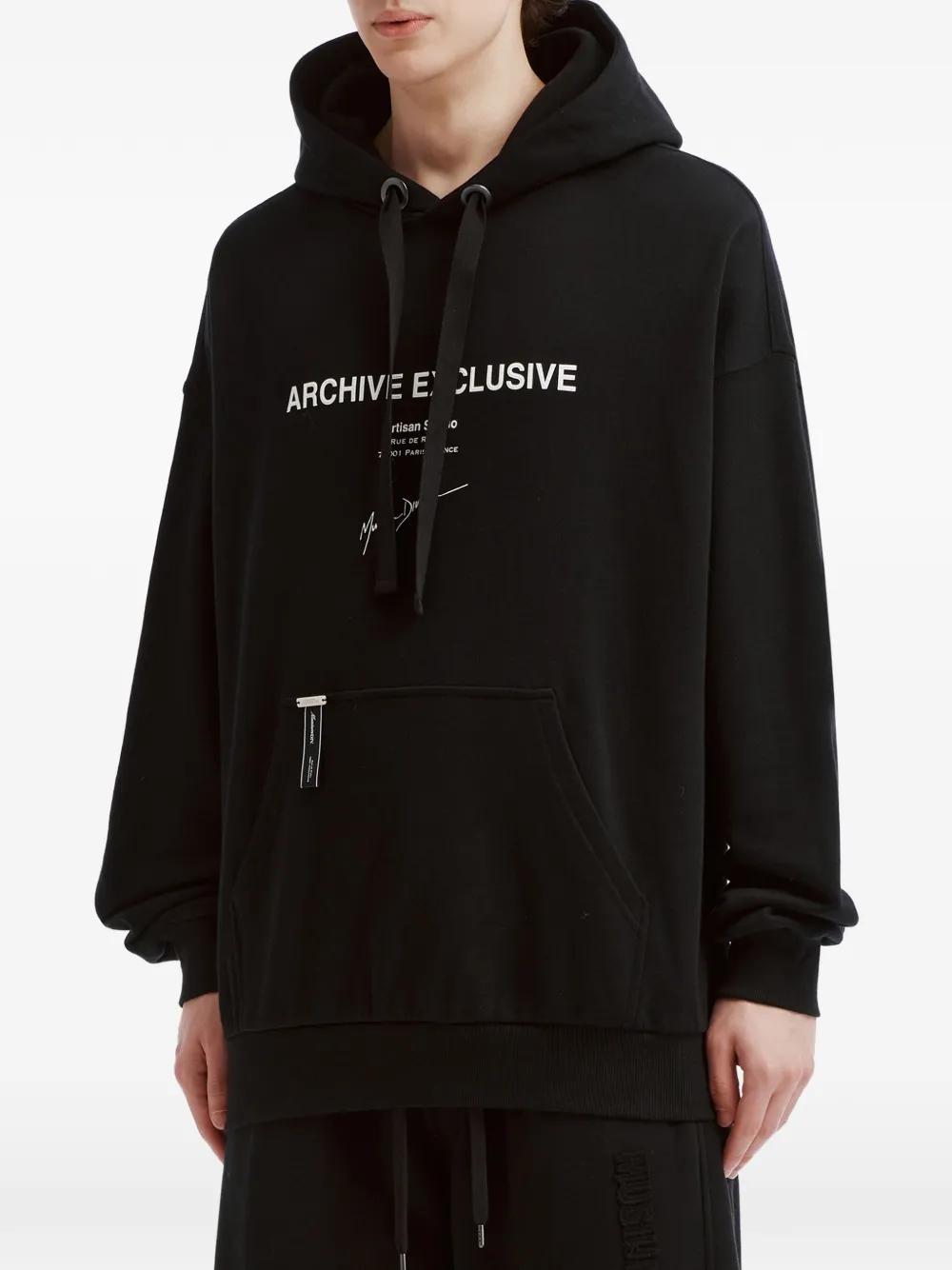 Musium Div. graphic-print logo hoodie Zwart