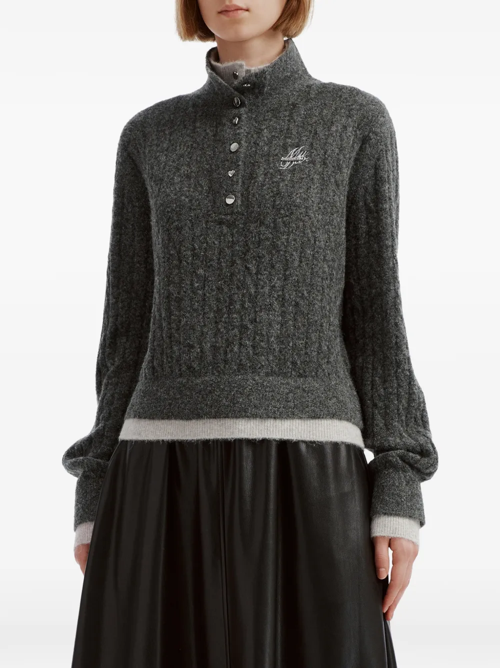 Musium Div. cable-knit button-up sweater Grijs
