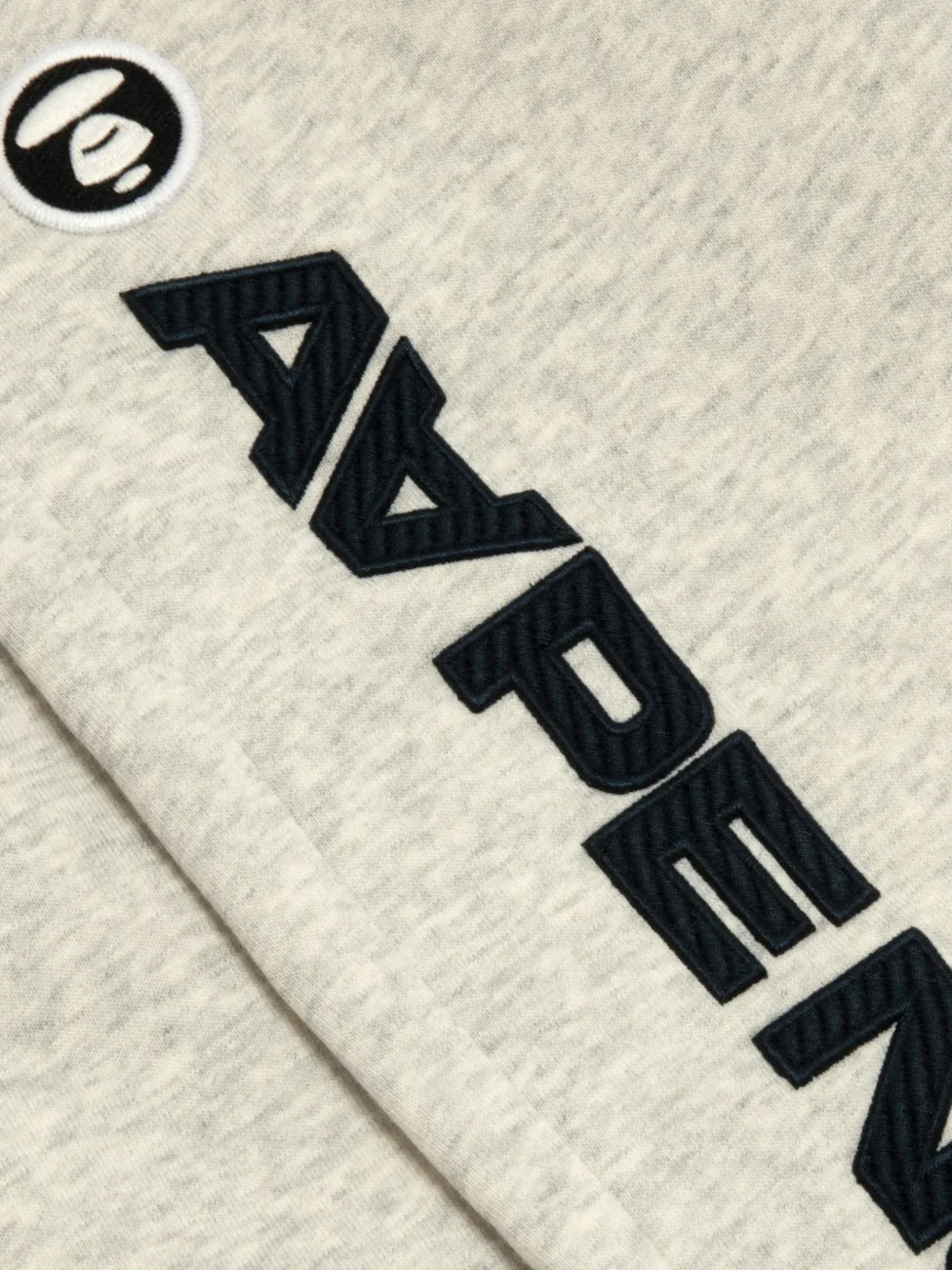 AAPE BY *A BATHING APE Trainingsbroek met logopatch Grijs