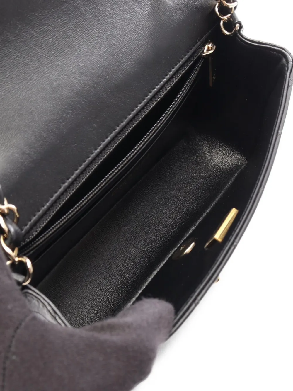CHANEL Pre-Owned 2021s 20 Classic Flap matelassé schoudertas Zwart