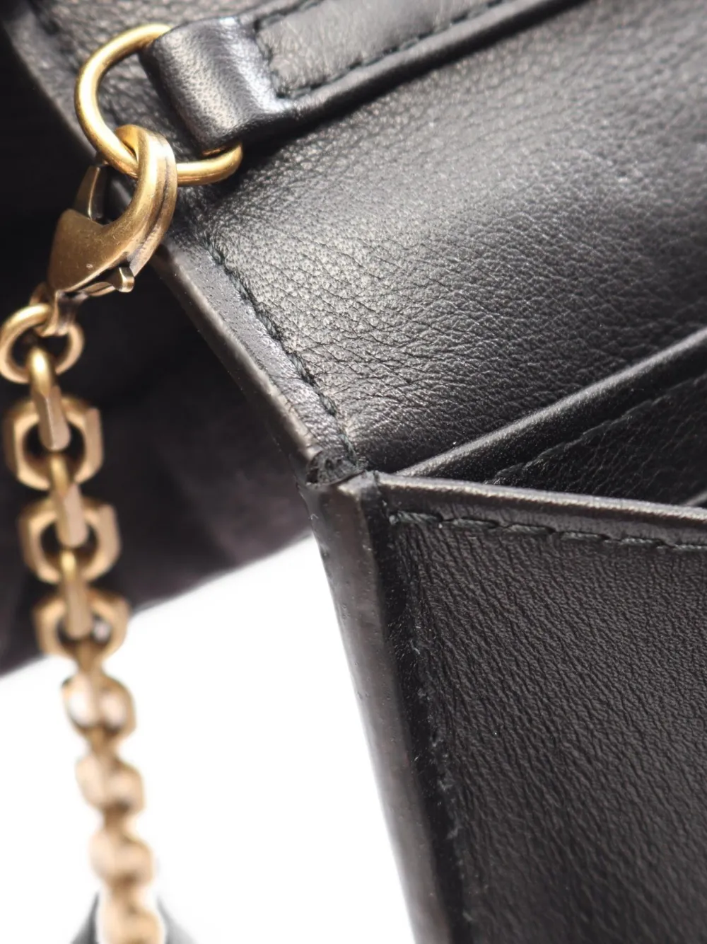 Christian Dior Pre-Owned 2010s Cannage portemonnee met studs en ketting Zwart