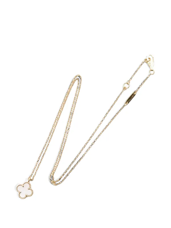 Van Cleef & Arpels Pre-owned 2010s Sweet Alhambra Mother-of-pearl Necklace in Gold